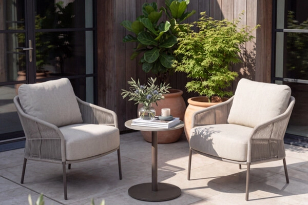 4-seasons-outdoor-florence-low-bistro-set.jpg.jpg