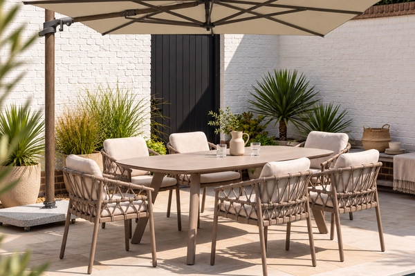 4-seasons-outdoor-solaris-premium-cantilever-parasol-2.7x2.7m-terre-frame-beach-canopy.png.png