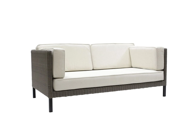daro-monterey-sofa.jpg