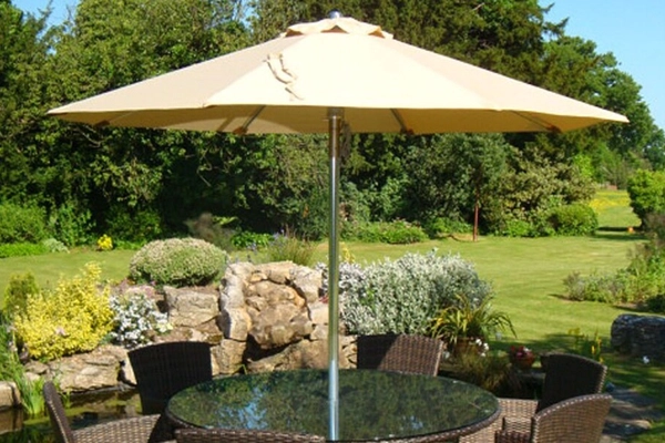 midlands-aluminium-3mtr-diameter-parasol.jpg
