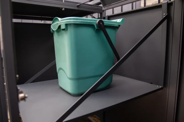 wheelie-bin-cover-universal-shelf.webp.webp